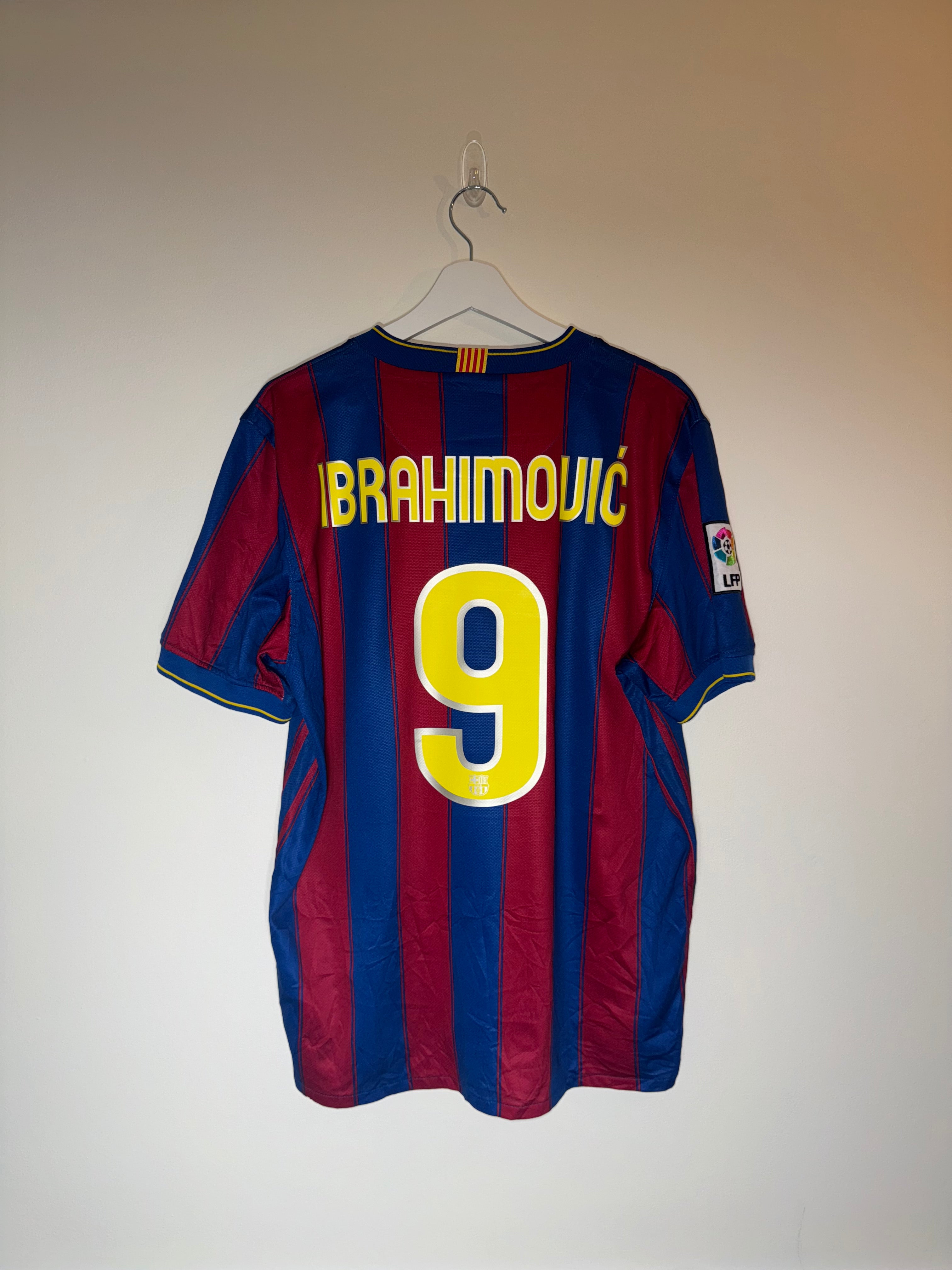 FC Barcelona 2009/10 Home Football Shirt *IBRAHIMOVIC* Large (8/10)