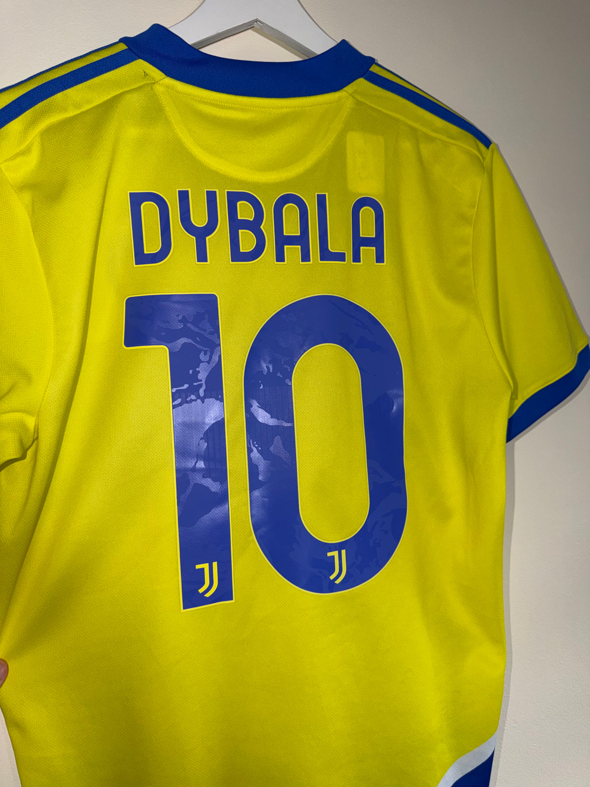 Juventus 2021/22 Third Shirt *DYBALA* M (9/10)