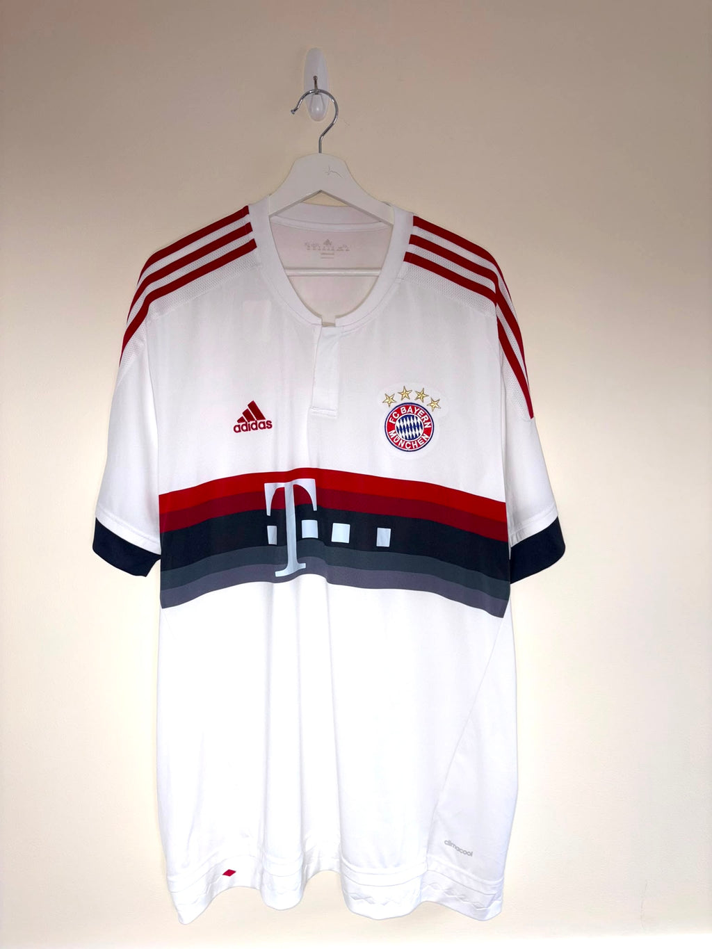 Bayern Munich 2015/16 Away Shirt XXL (5/10)