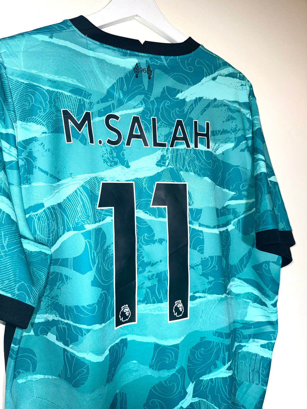 Liverpool FC 2020/21 Away Shirt *SALAH* XL (9/10)