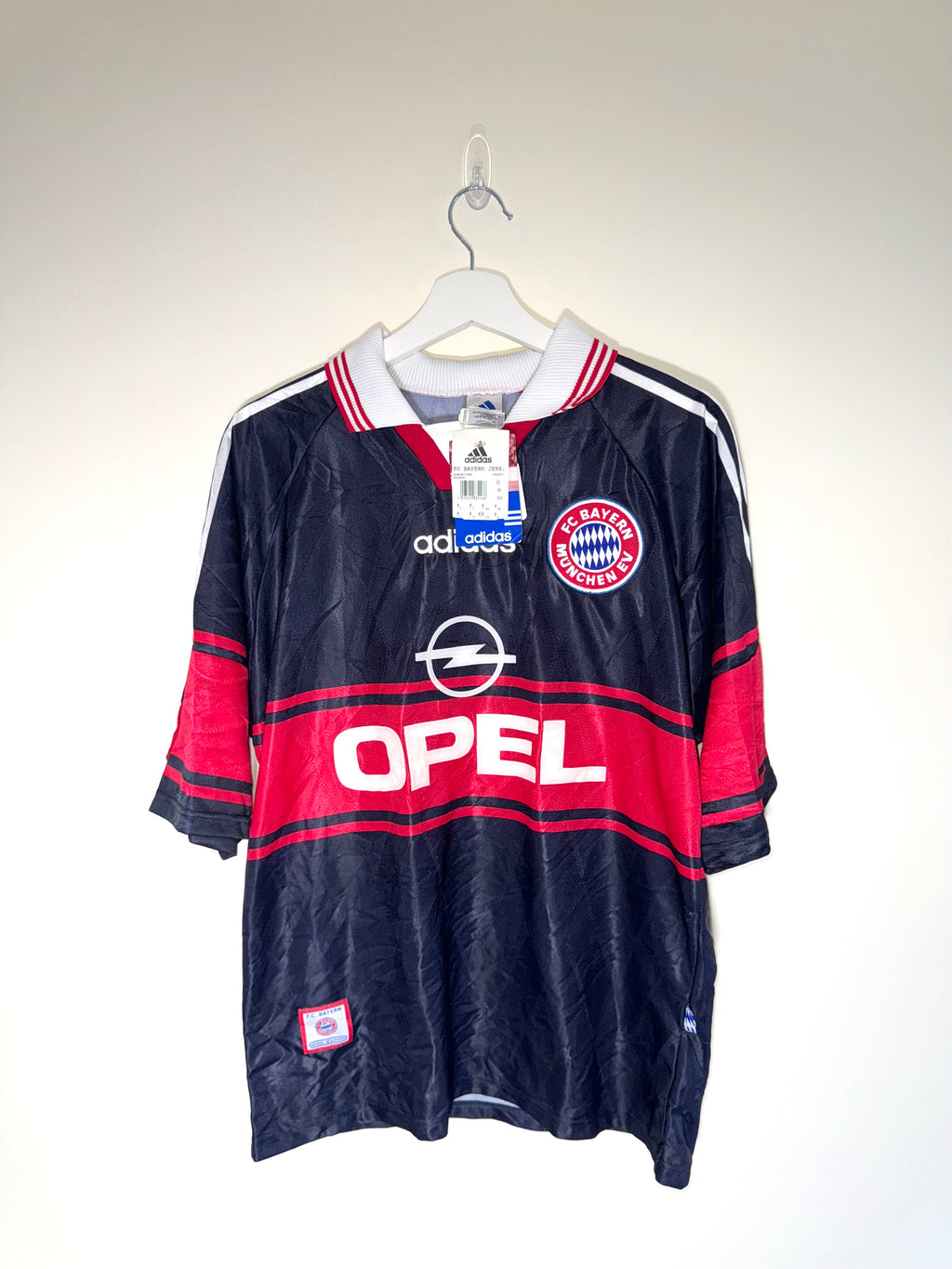 Bayern Munich 1997/99 Away Shirt w/tags Medium (8/10)