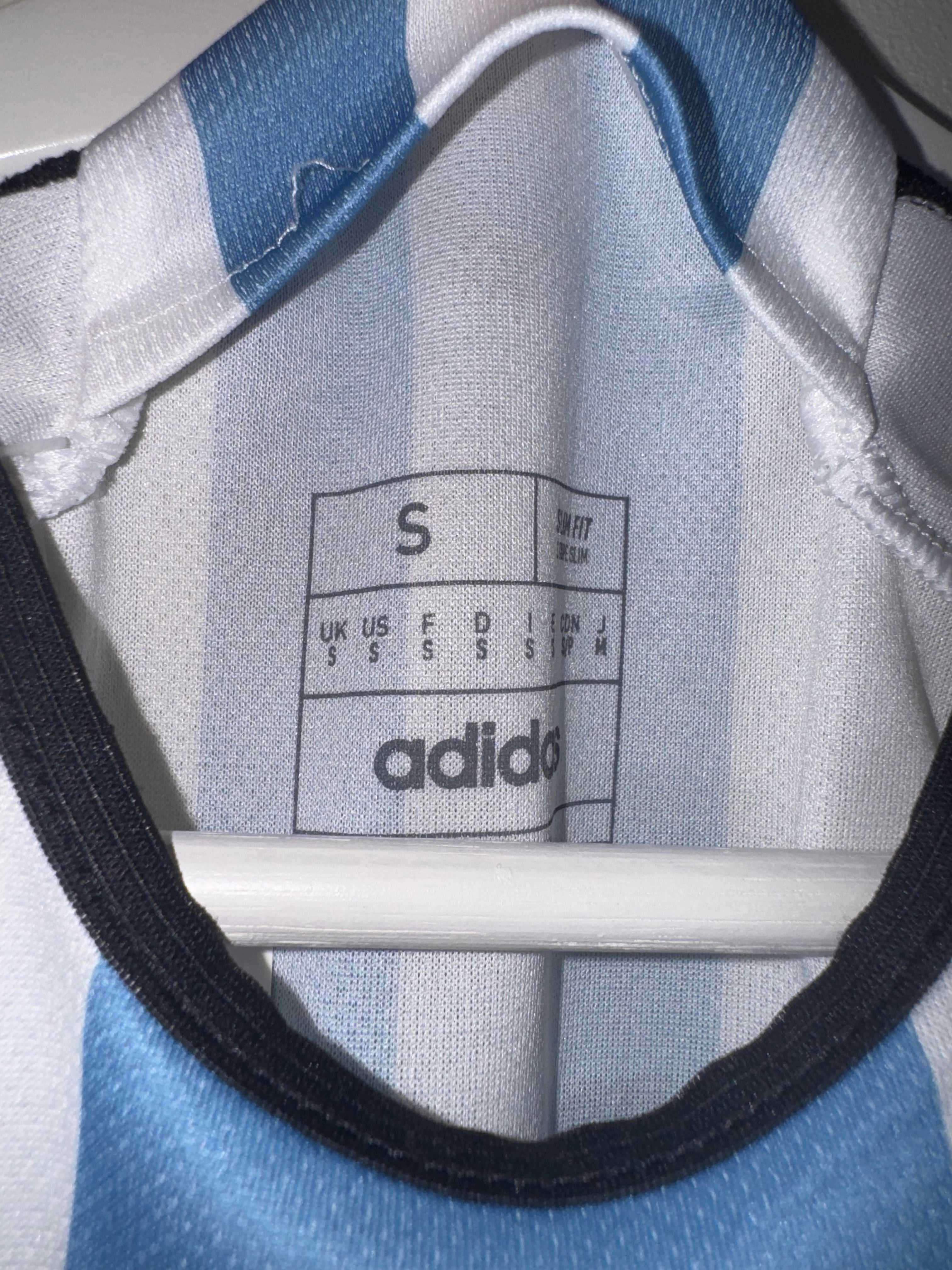 Argentina 2022 World Cup Home Shirt *MESSI* S (8/10)