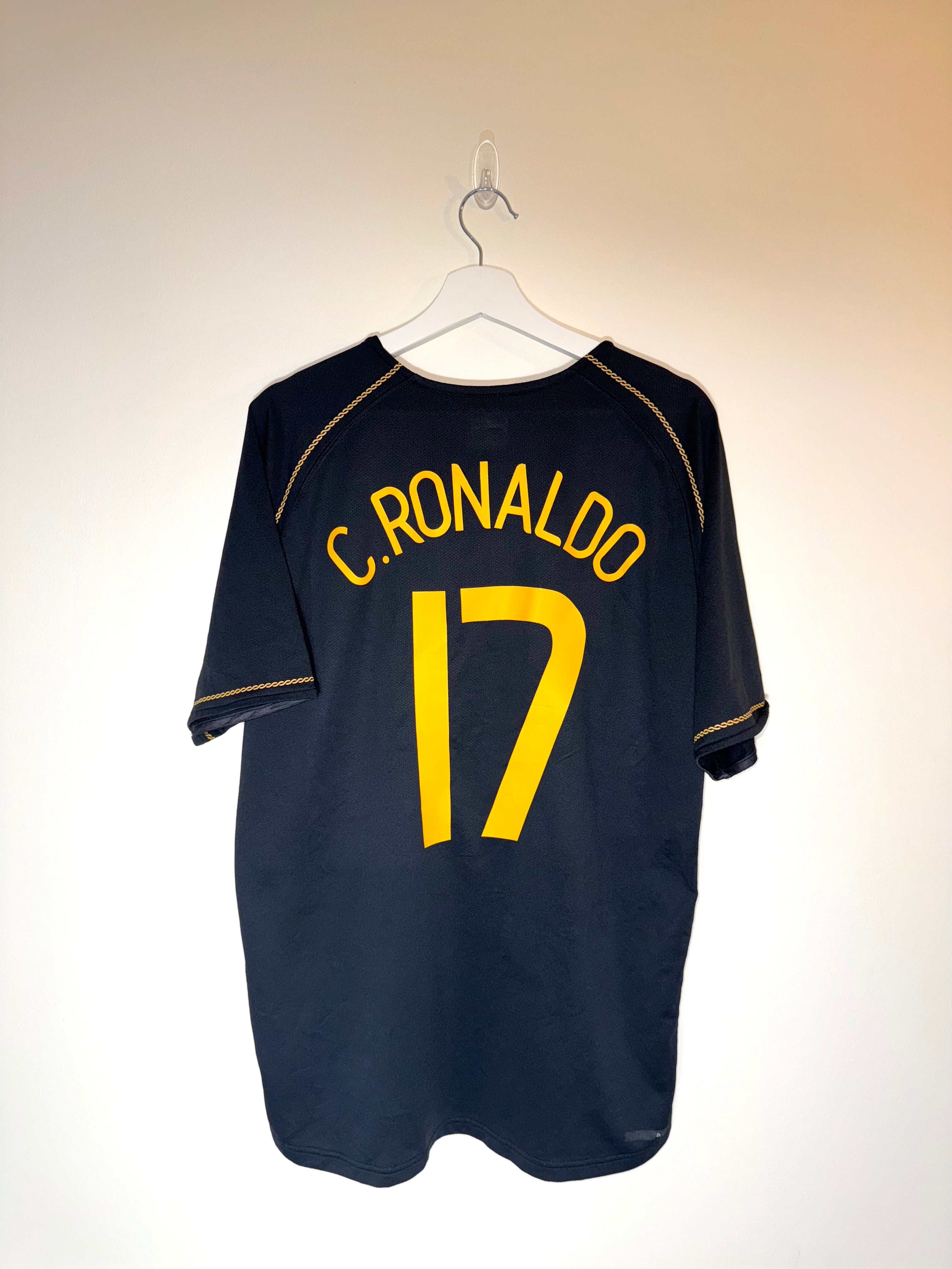 Portugal 2006/08 Away Football Shirt *C.RONALDO* L (8/10)
