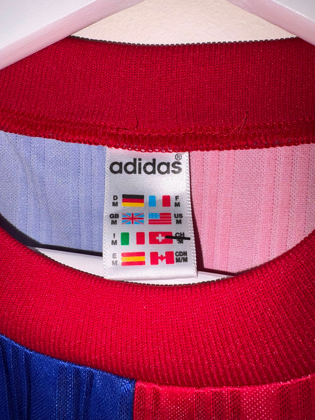 Bayern Munich 90s Training Shirt M (7.5/10)