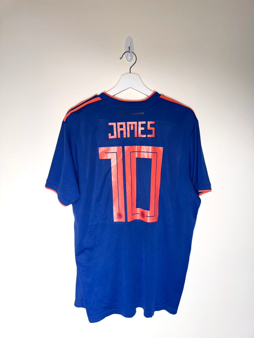 Colombia 2018 Away Shirt *JAMES* XL