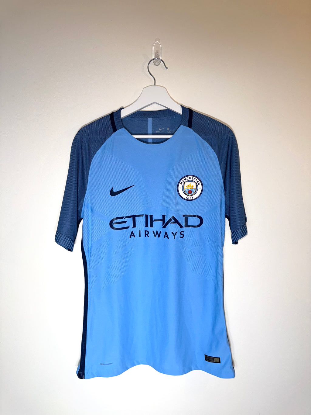 Manchester City 2016/17 Player Spec Football Shirt *DE BRUYNE* L (9/10)