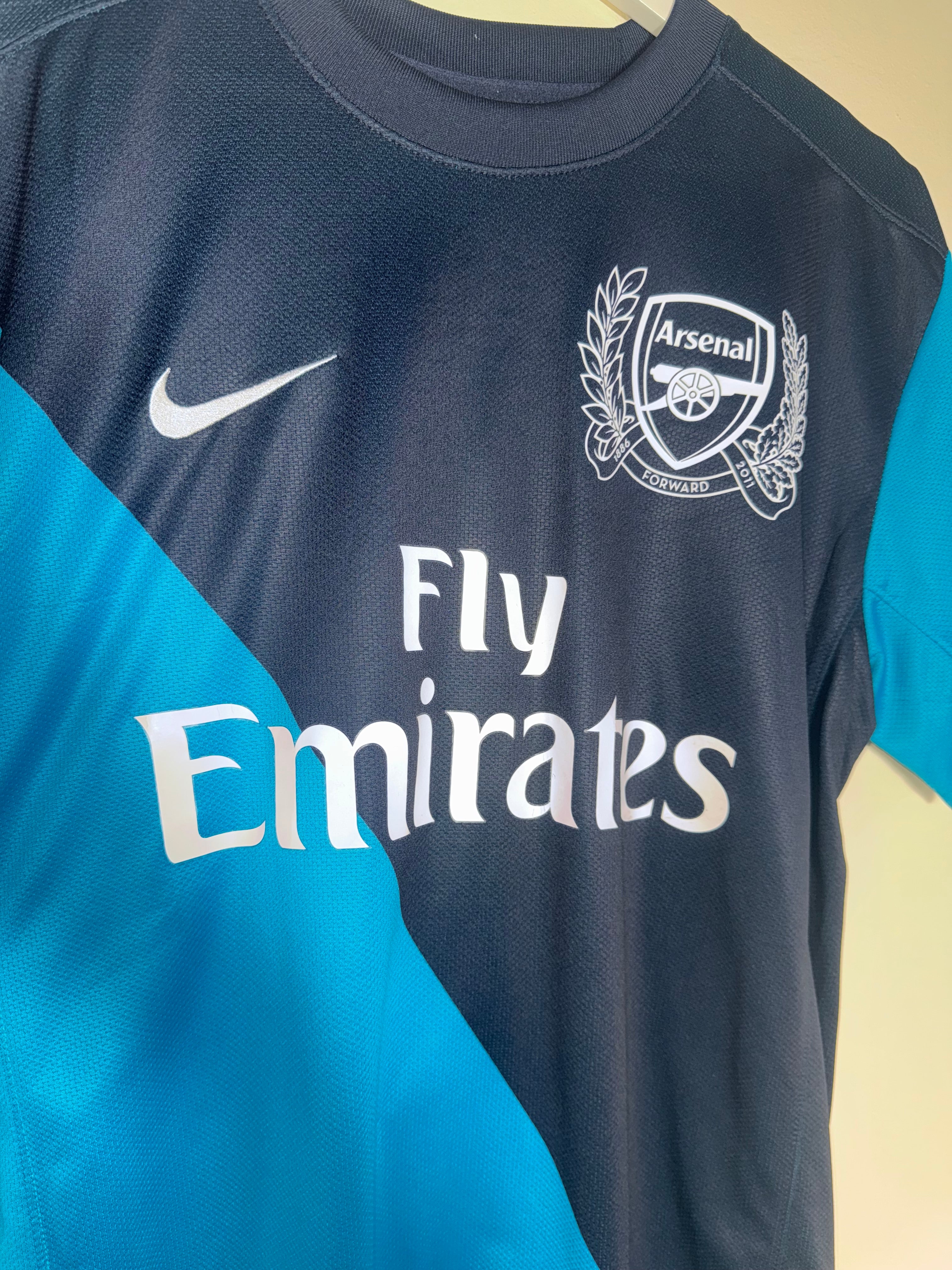 Arsenal 2011/12 Away Shirt *VAN PERSIE* M