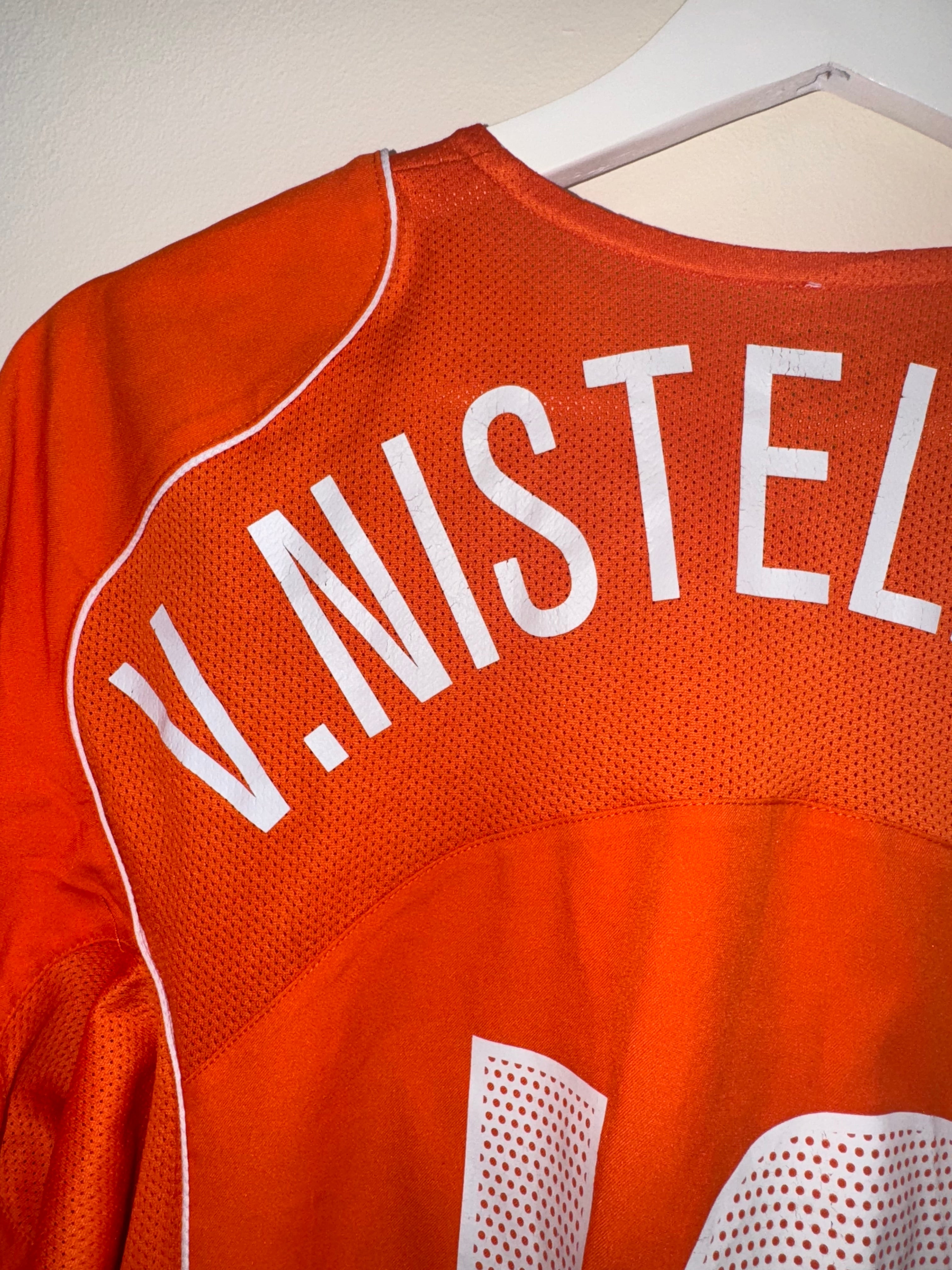 Netherlands 2004 Home Shirt *VAN NISTELROOY* M