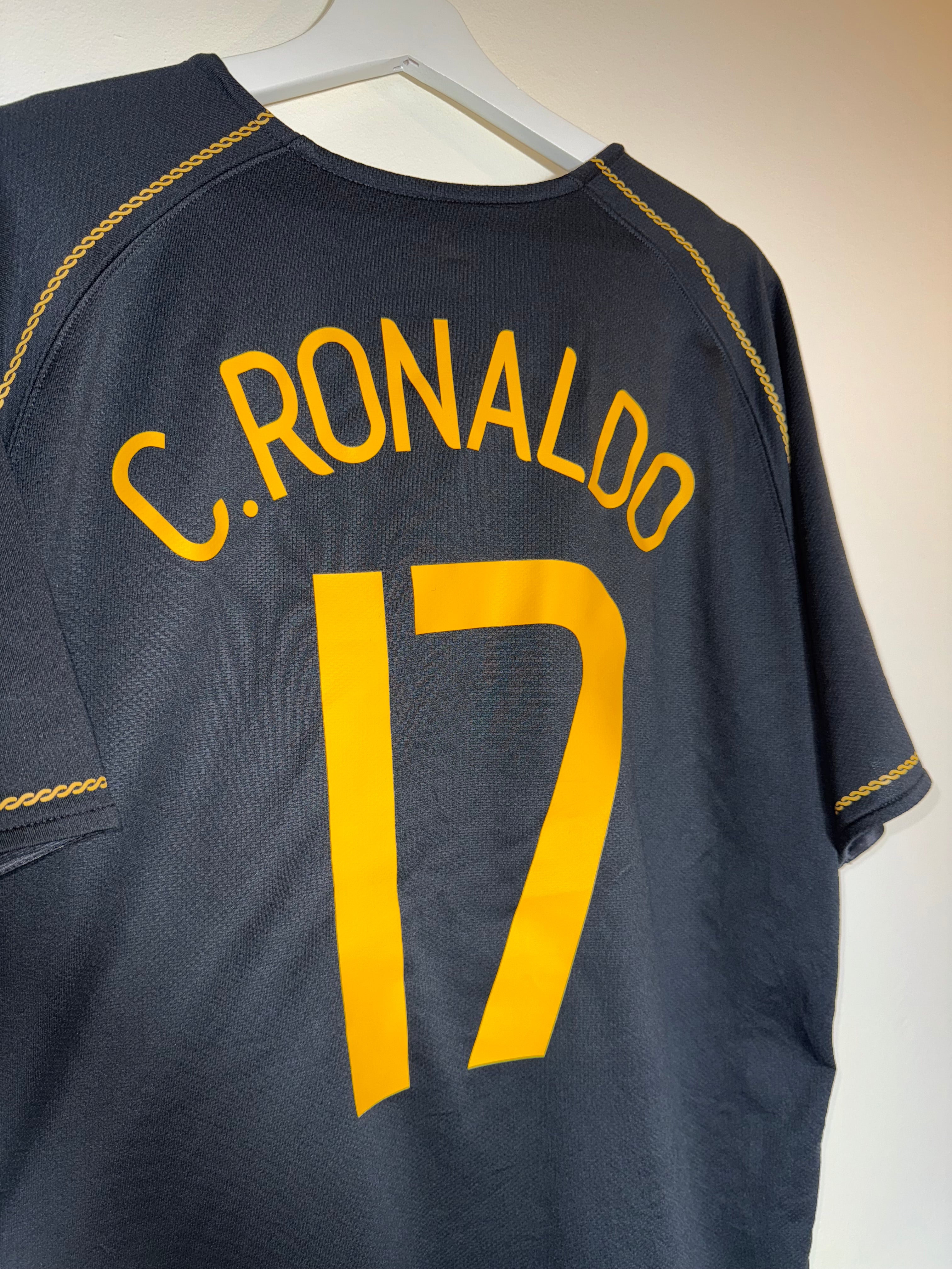 Portugal 2006/08 Away Football Shirt *C.RONALDO* L (8/10)