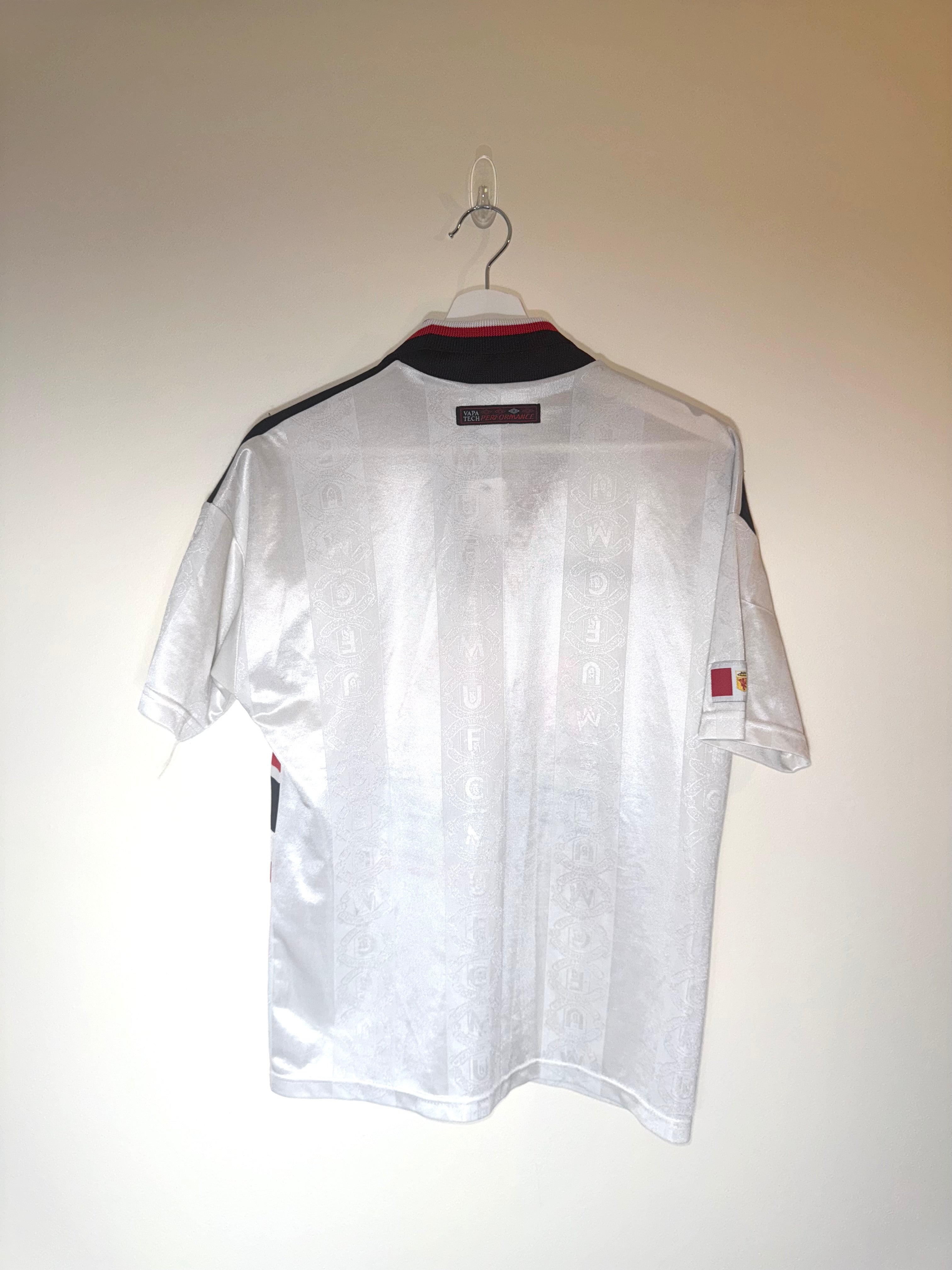 Manchester United 1997/99 Away Shirt Youth XL