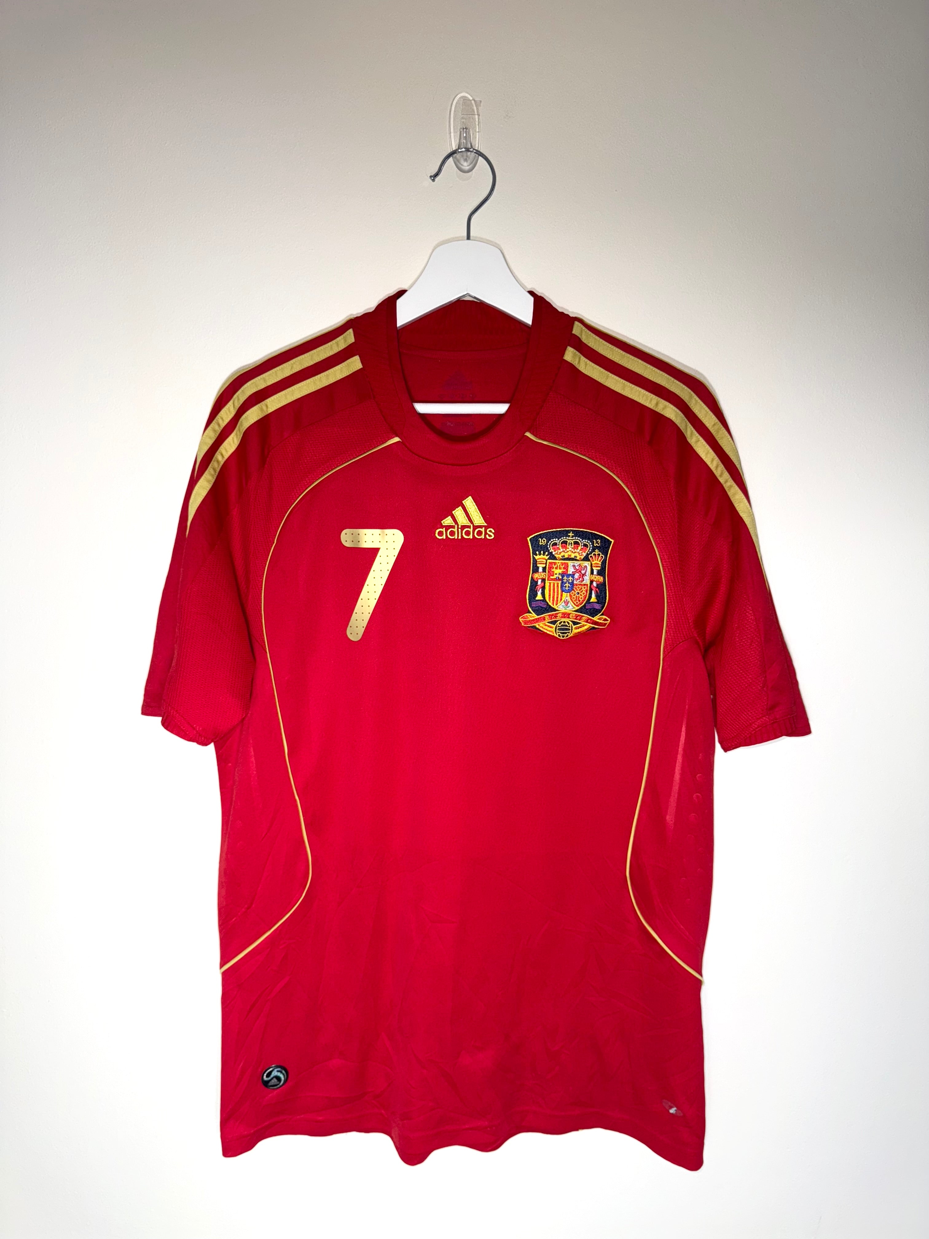 Spain 2008/10 Home Shirt *DAVID VILLA* M