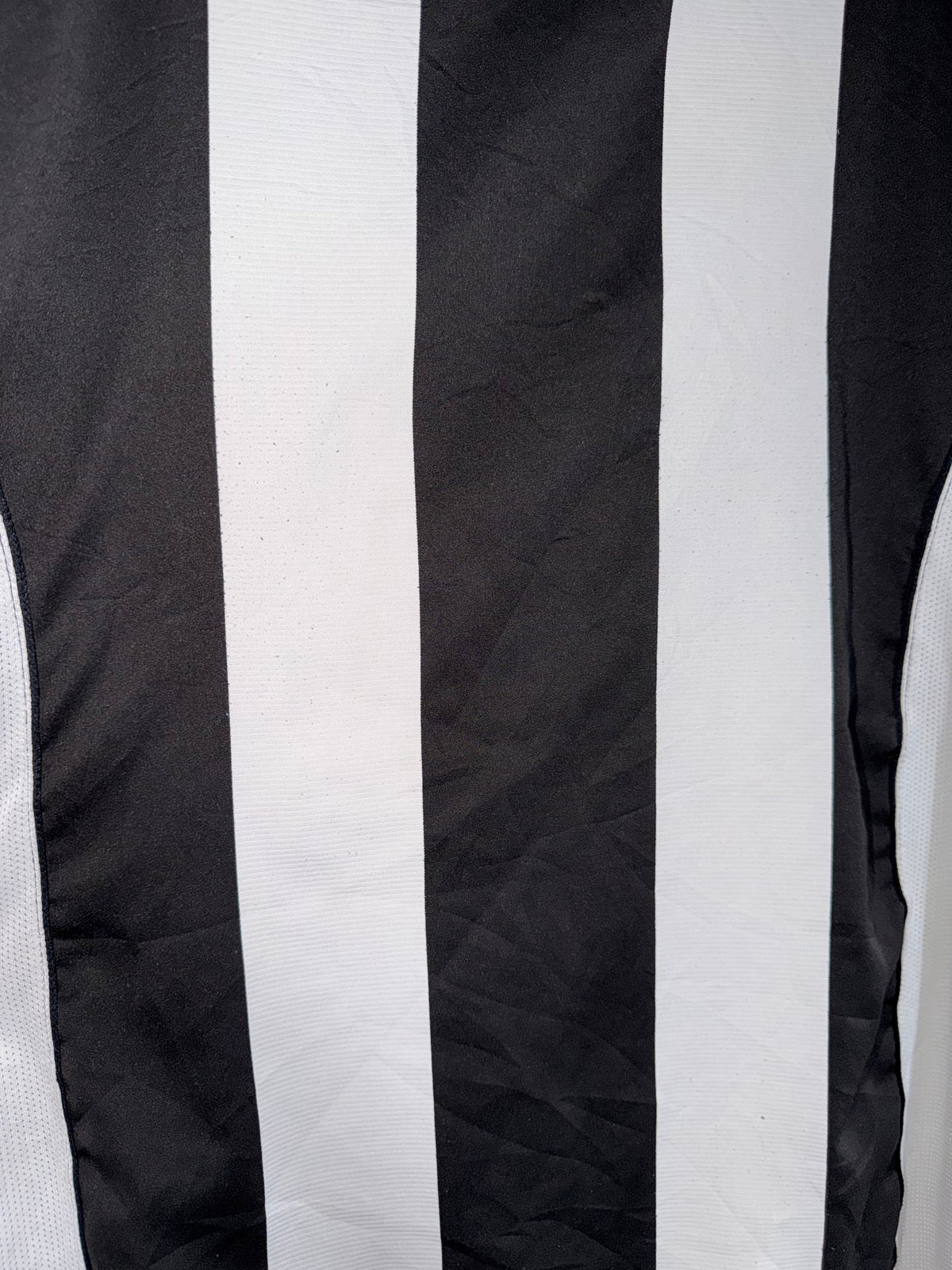 Juventus 2004/05 Home Shirt L (5.5/10)