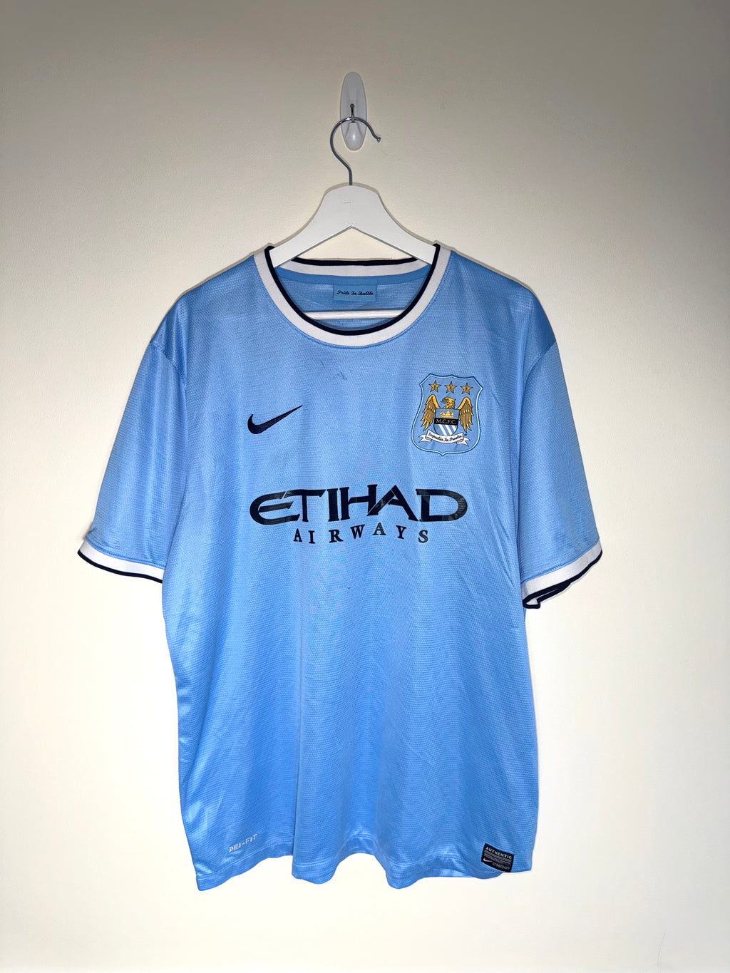 Manchester City 2013/14 Home Shirt *AGUERO* XL