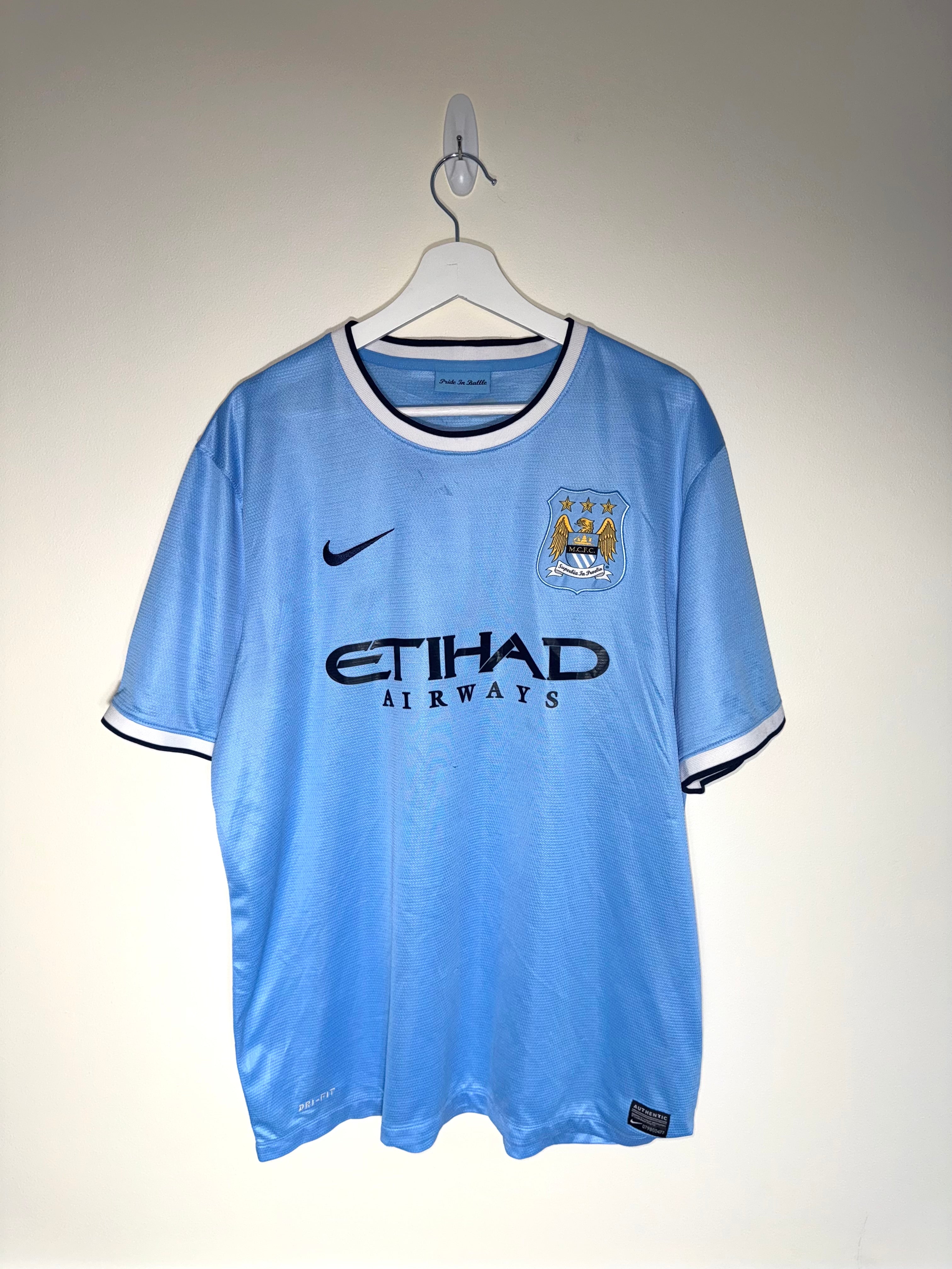 Manchester City 2013/14 Home Shirt *AGUERO* XL