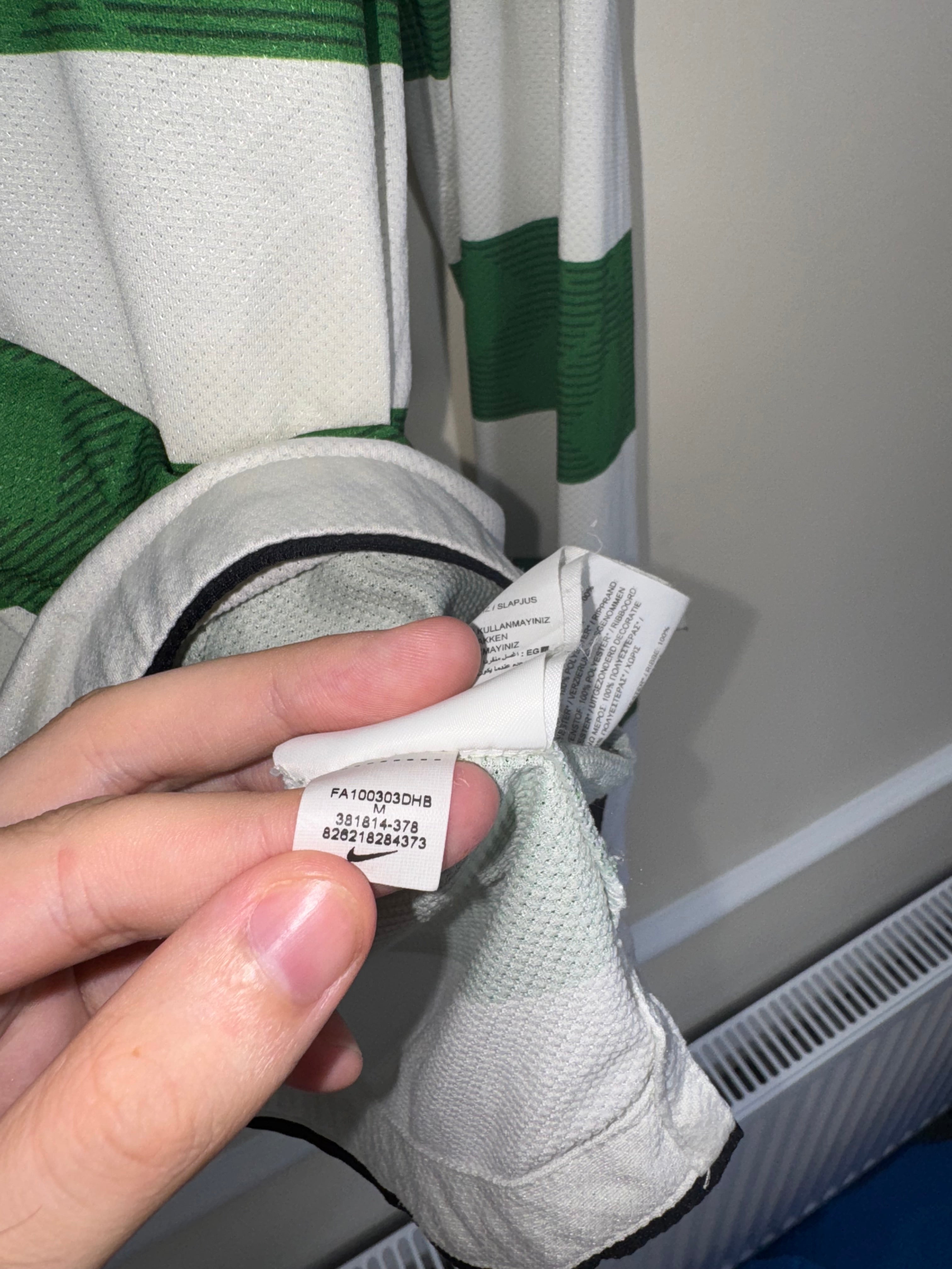 Celtic 2010/11 Home Shirt L/S M (9/10)