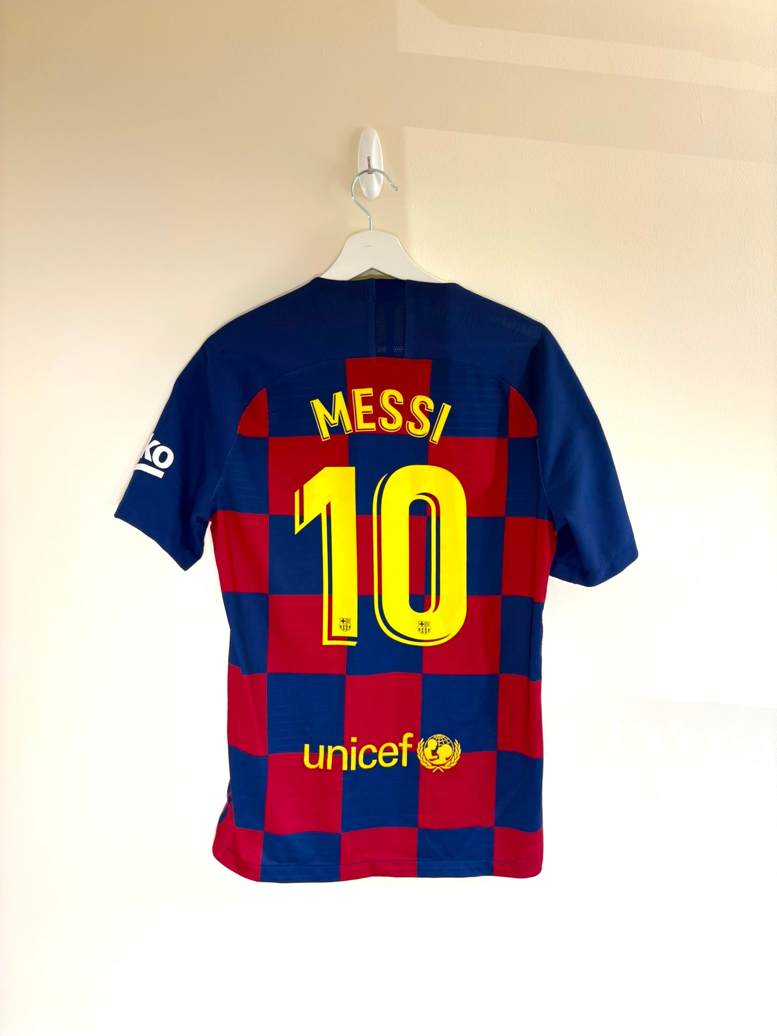 FC Barcelona 2019/20 Vapor Home Shirt *MESSI* M
