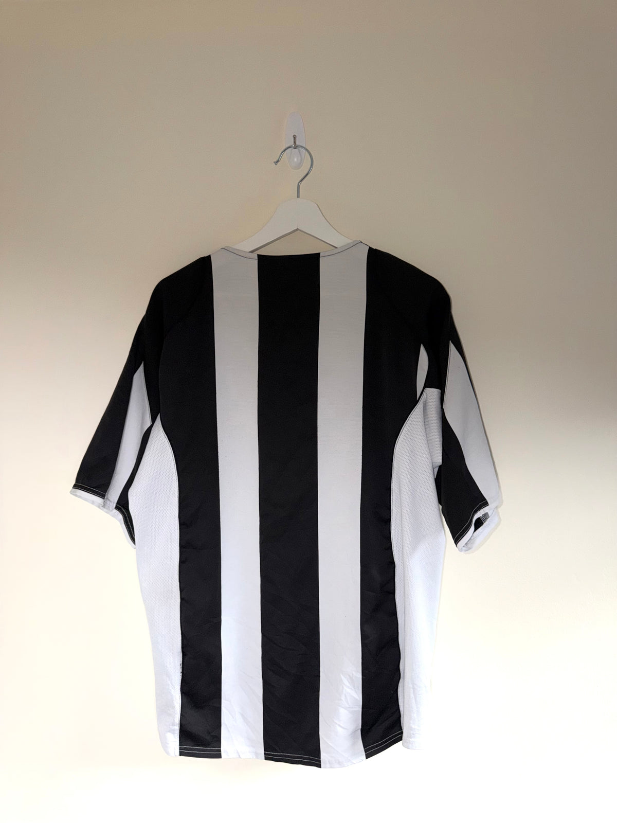 Juventus 2004/05 Home Shirt L (5.5/10)