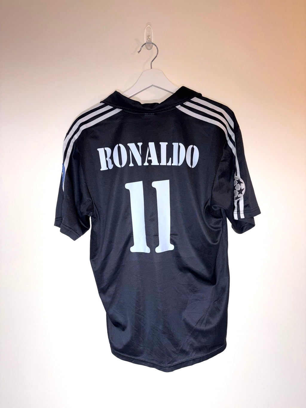 Real Madrid 2002/03 European Away Football Shirt *RONALDO* Medium