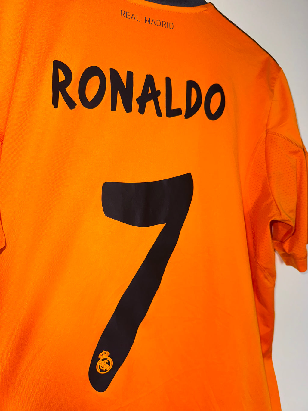 Real Madrid 2013/14 Third Football Shirt *RONALDO* M (8/10)