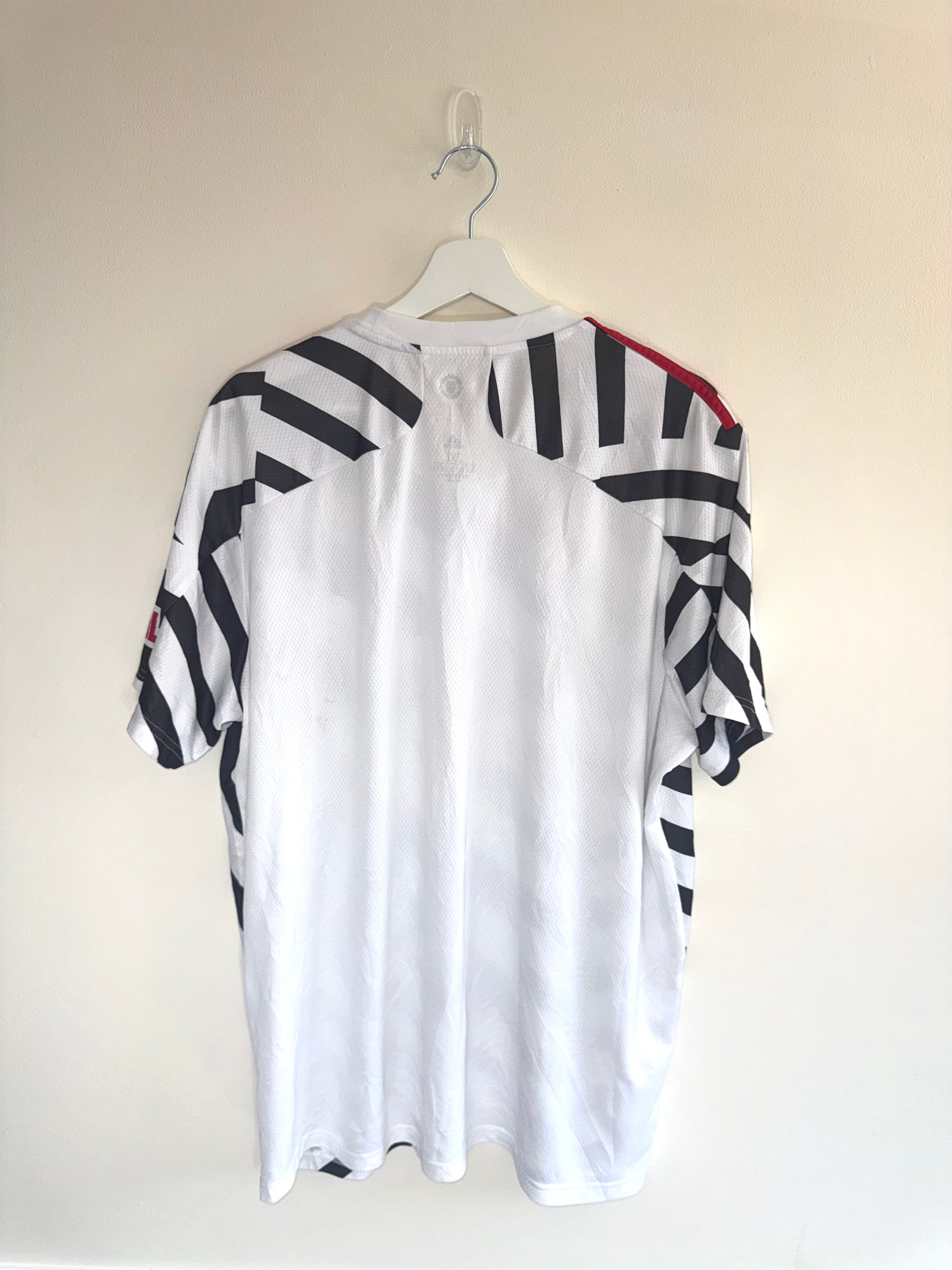 Manchester United 2020/21 Third Shirt XXL (6/10)