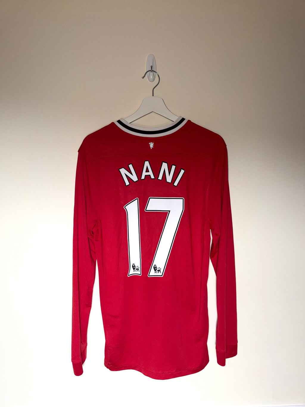 Manchester United 2010/11 Home Shirt *NANI* L (7.5/10)